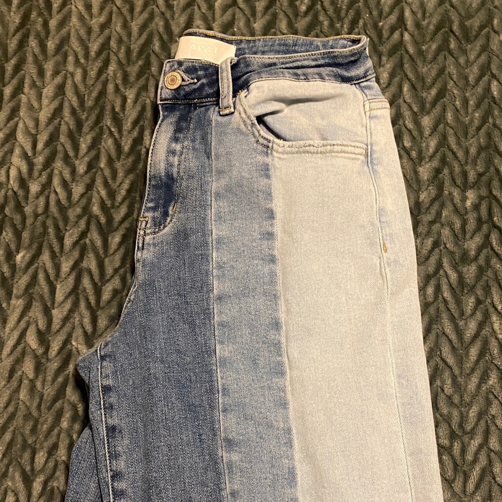 Vervet Two-Tone Blue wide leg cropped Leg Jeans